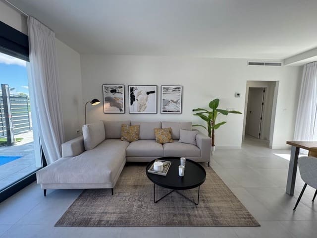 2 slaapkamer Halfvrijstaande villa te koop in Torre-Pacheco met zwembad - € 311.900 (Ref: 9995790)