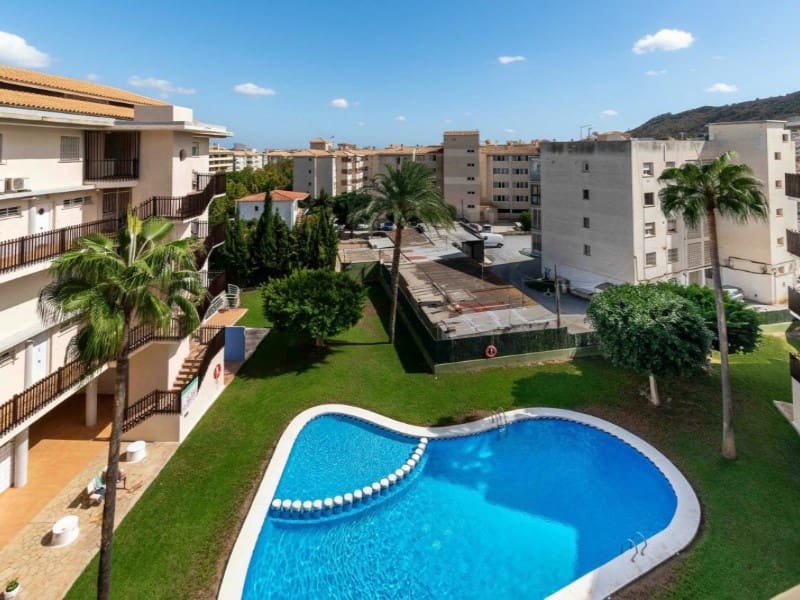 Ático de 2 habitaciones en Albir en venta con piscina - 319.000 € (Ref: 9995798)