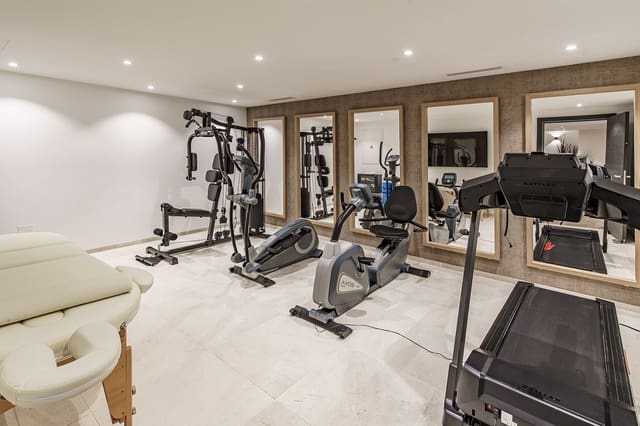 5 slaapkamer Villa te koop in Puerto de Andratx, Andratx met zwembad garage - € 6.950.000 (Ref: 10016793)