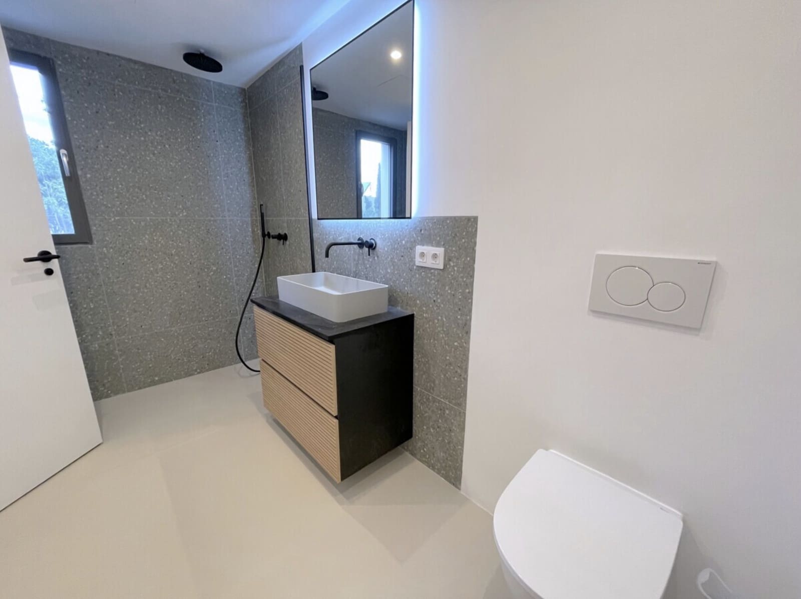 4 soveværelse Villa til salg i Santa Ponsa med swimmingpool garage - € 2.700.000 (Ref: 10140444)