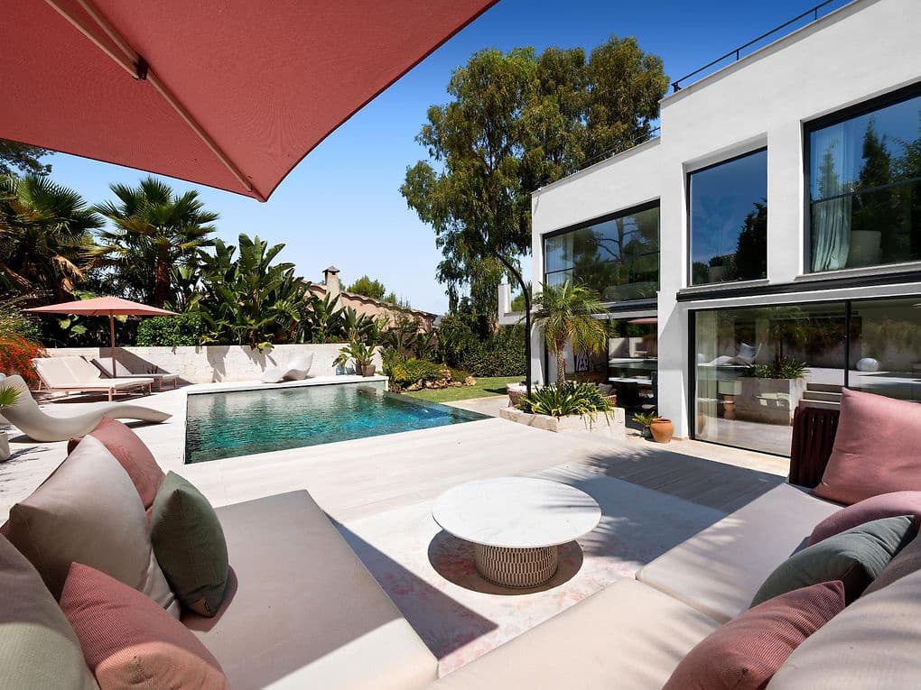 5 bedroom Villa for sale in Santa Ponsa with pool garage - € 3,700,000 (Ref: 10140445)