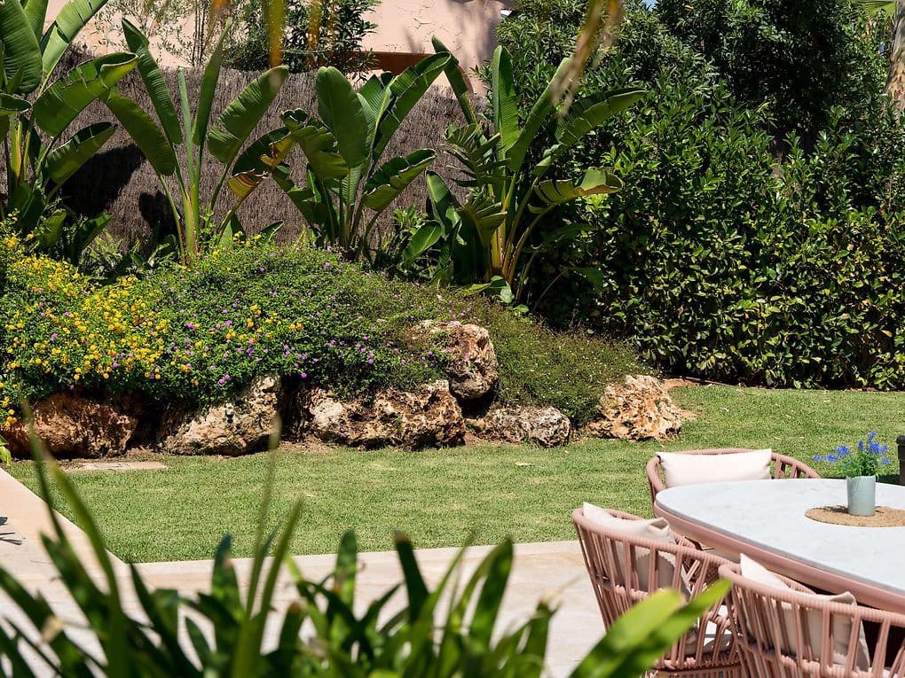 5 bedroom Villa for sale in Santa Ponsa with pool garage - € 3,700,000 (Ref: 10140445)
