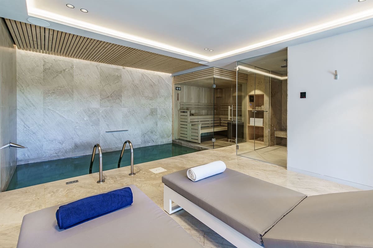 4 sovrum Villa till salu i Santa Ponsa med pool garage - 6 750 000 € (Ref: 10156227)