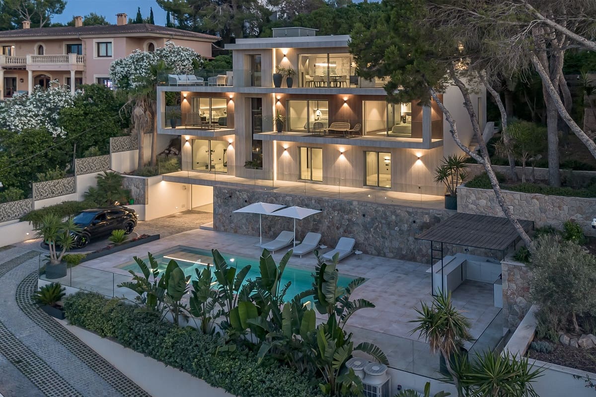 4 sovrum Villa till salu i Santa Ponsa med pool garage - 6 750 000 € (Ref: 10156227)