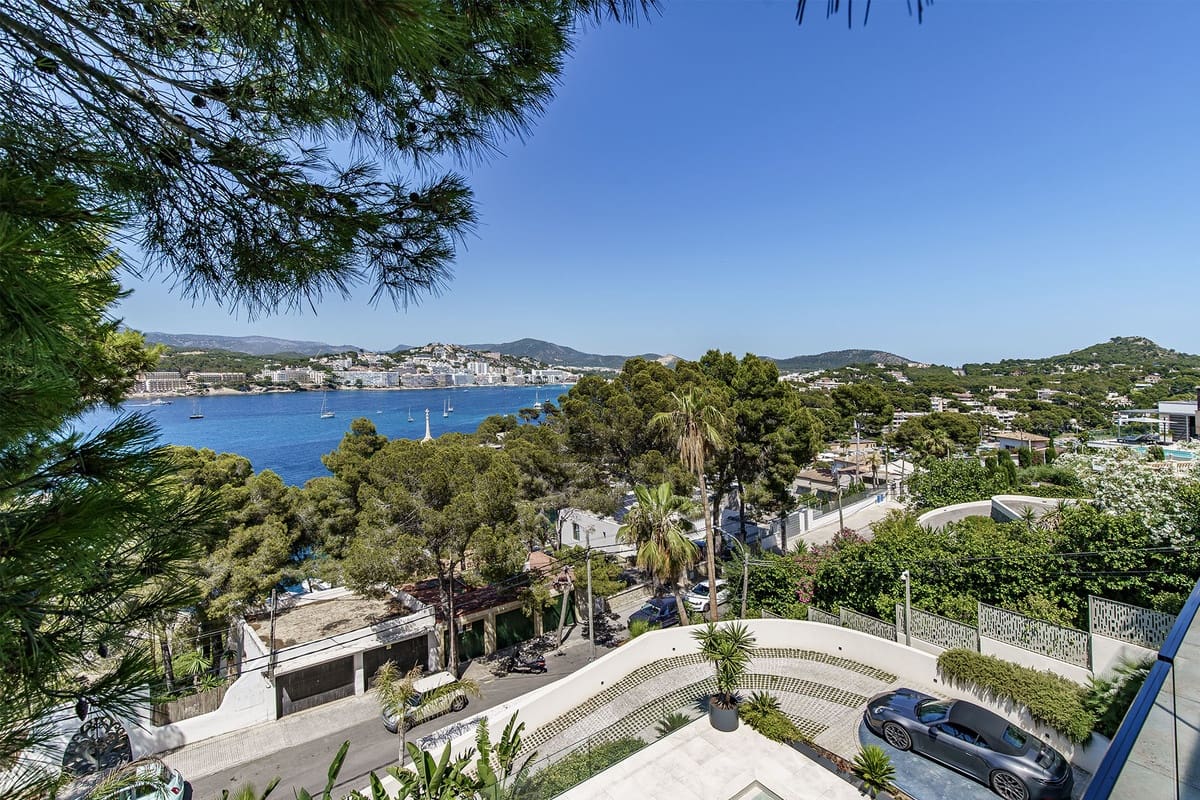 4 sovrum Villa till salu i Santa Ponsa med pool garage - 6 750 000 € (Ref: 10156227)
