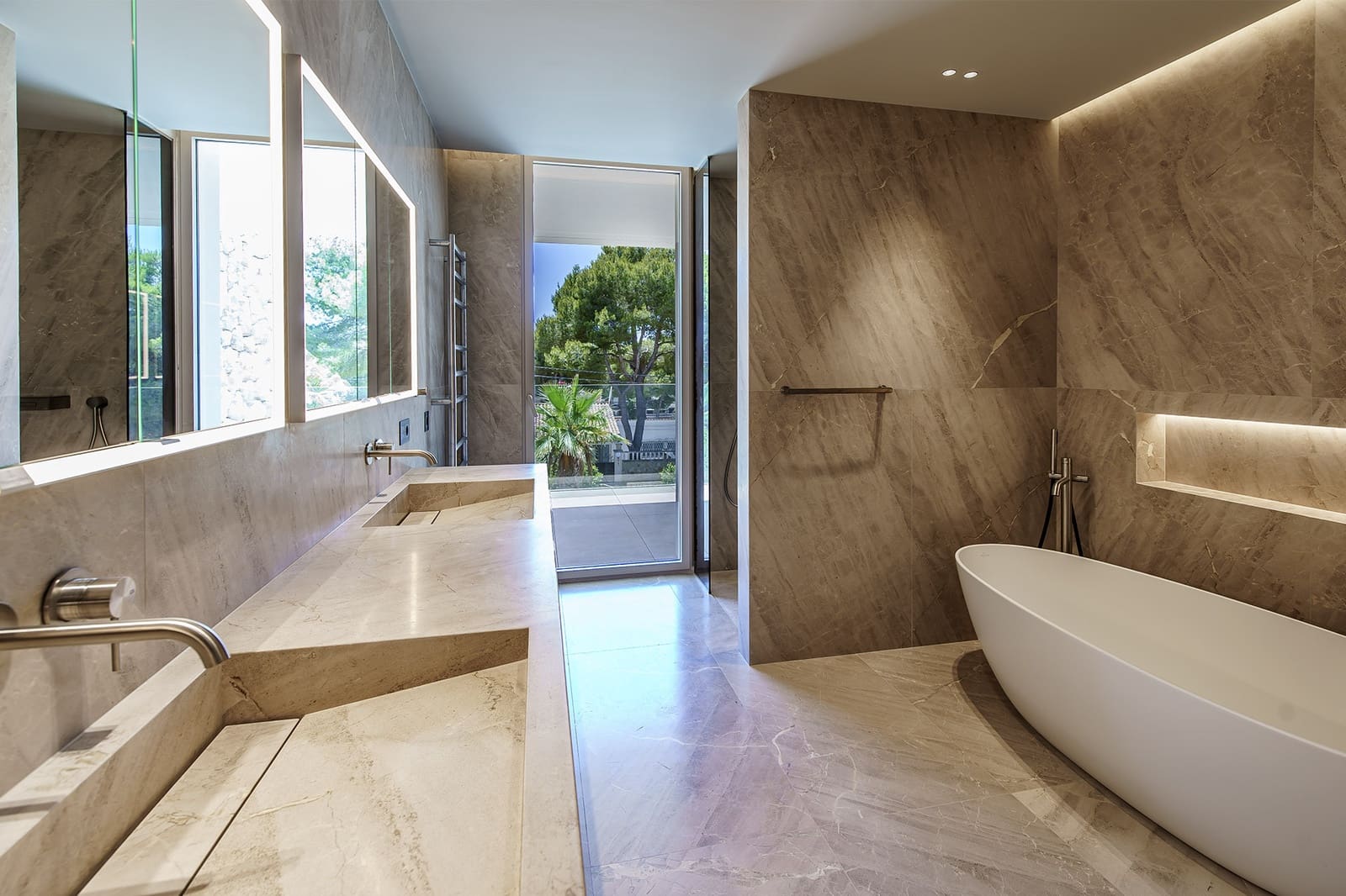 4 chambre Villa/Maison à vendre à Santa Ponsa avec piscine garage - 5 650 000 € (Ref: 10156875)