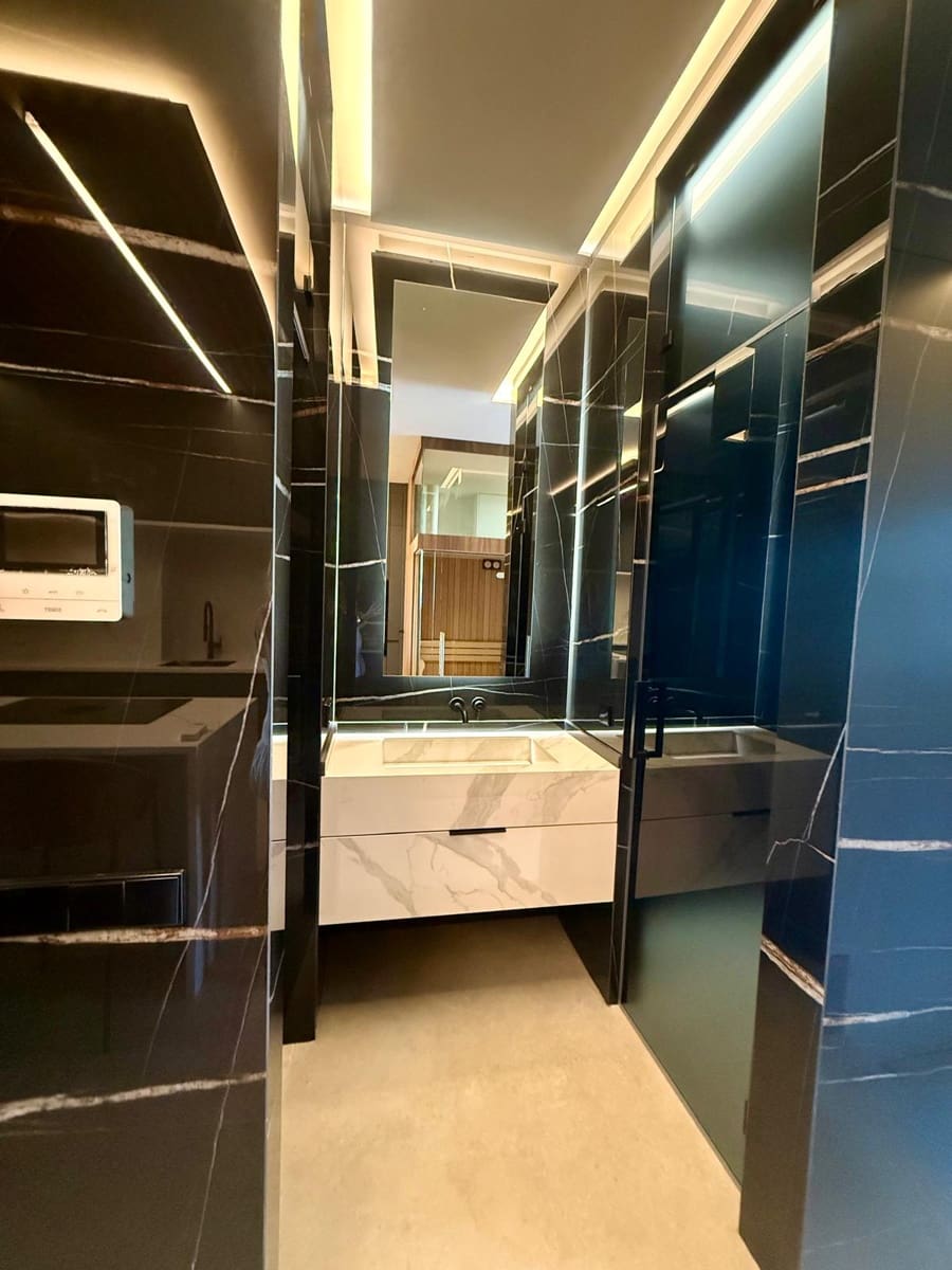 2 chambre Appartement à vendre à Portixol avec piscine garage - 1 600 000 € (Ref: 10158641)