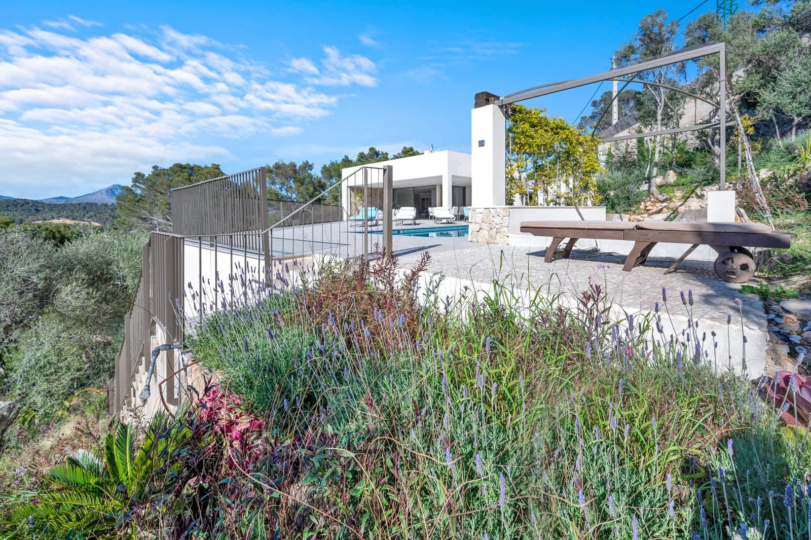 5 sypialnia Willa na sprzedaż w Calvia z basenem garażem - 7 500 000 € (Ref: 8481228)