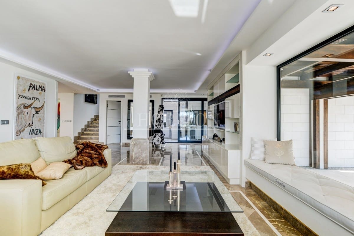 5 soveværelse Villa til salg i Bendinat med swimmingpool garage - € 5.950.000 (Ref: 8481231)