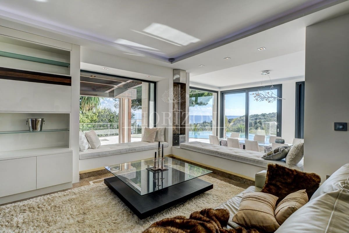 5 soveværelse Villa til salg i Bendinat med swimmingpool garage - € 5.950.000 (Ref: 8481231)