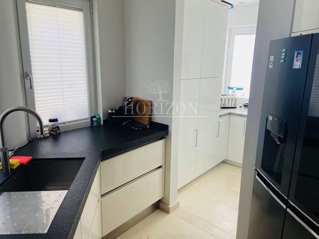 5 bedroom Villa for sale in Santa Ponsa with pool garage - € 3,950,000 (Ref: 8481232)