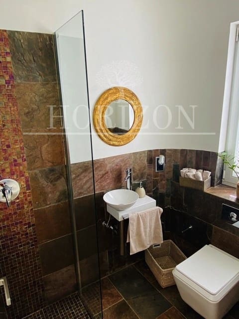 5 bedroom Villa for sale in Santa Ponsa with pool garage - € 3,950,000 (Ref: 8481232)