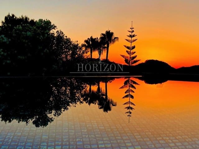 5 bedroom Villa for sale in Santa Ponsa with pool garage - € 3,950,000 (Ref: 8481232)