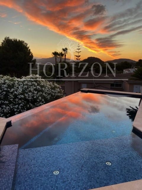 5 bedroom Villa for sale in Santa Ponsa with pool garage - € 3,950,000 (Ref: 8481232)