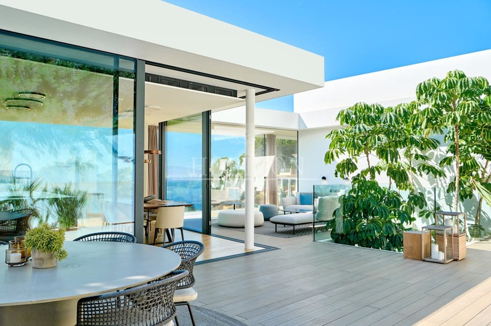 4 makuuhuone Huvila myytävänä paikassa Costa d'en Blanes mukana uima-altaan 
autotalli - 6 950 000 € (Ref: 8481236)