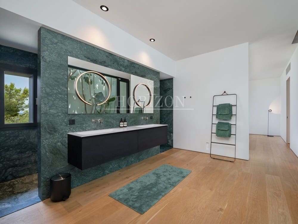 4 makuuhuone Huvila myytävänä paikassa Costa d'en Blanes mukana uima-altaan 
autotalli - 6 950 000 € (Ref: 8481236)