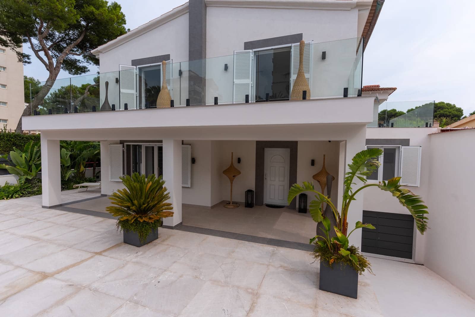 4 soveværelse Villa til salg i Playa de Palma med garage - € 1.680.000 (Ref: 8536171)