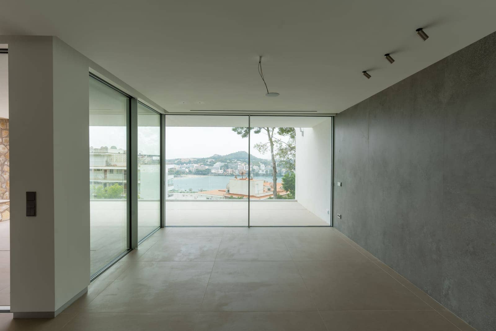 4 bedroom Villa for sale in Costa de la Calma with pool garage - € 4,250,000 (Ref: 8559101)