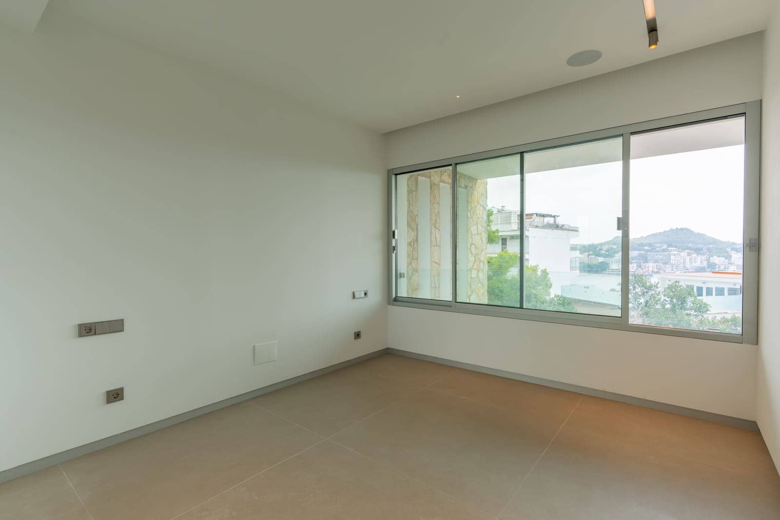 4 bedroom Villa for sale in Costa de la Calma with pool garage - € 4,250,000 (Ref: 8559101)