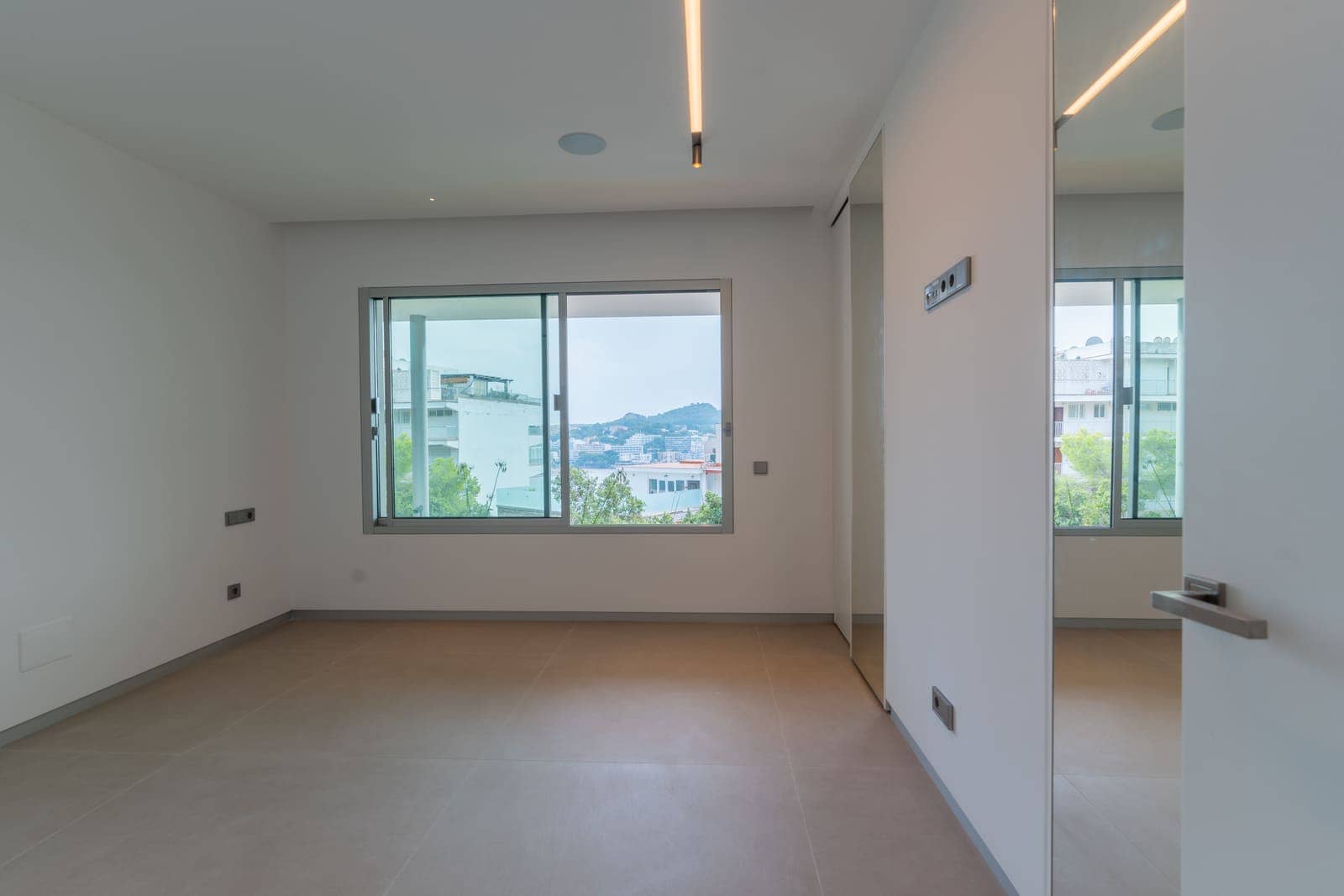 4 bedroom Villa for sale in Costa de la Calma with pool garage - € 4,250,000 (Ref: 8559101)