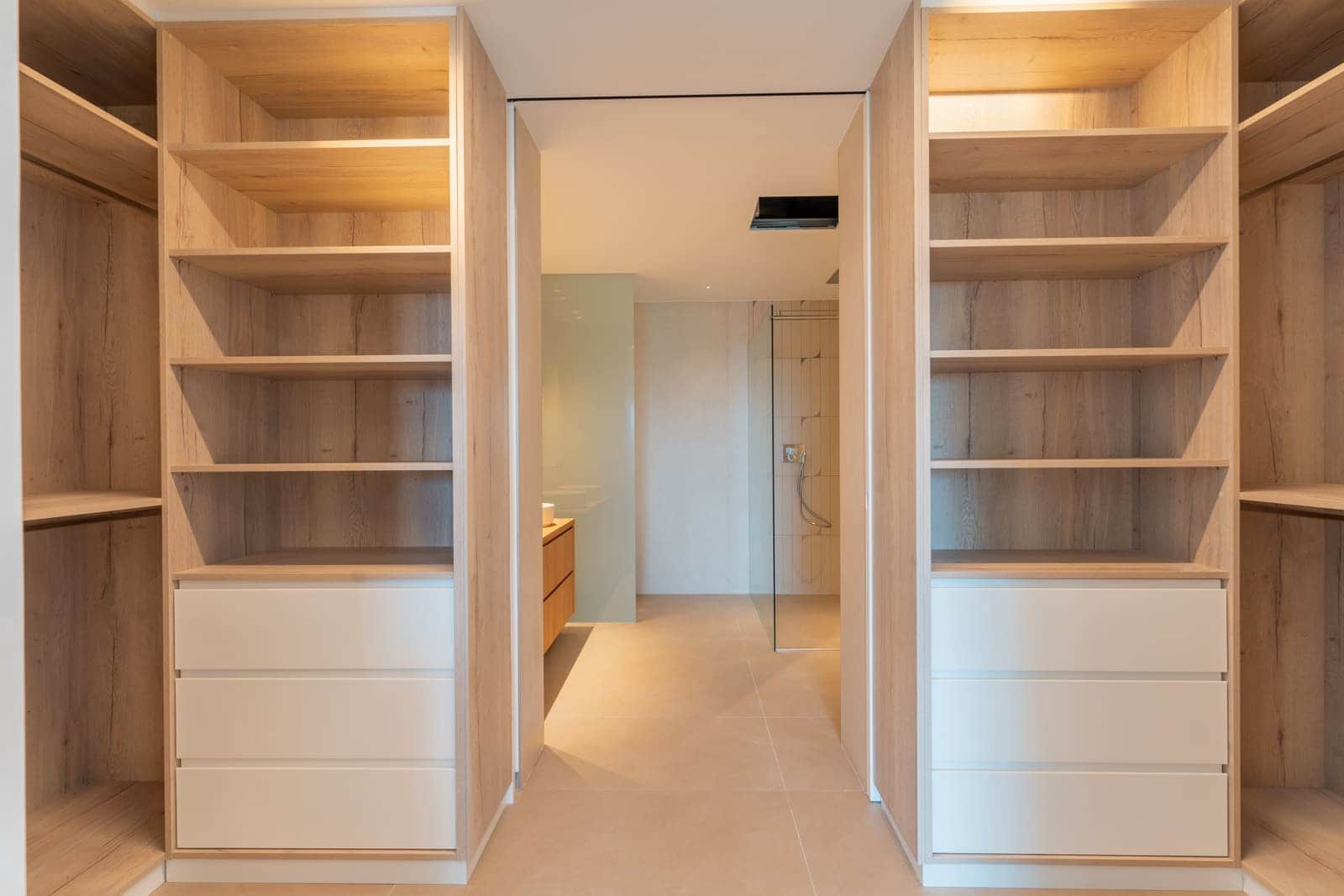 4 bedroom Villa for sale in Costa de la Calma with pool garage - € 4,250,000 (Ref: 8559101)