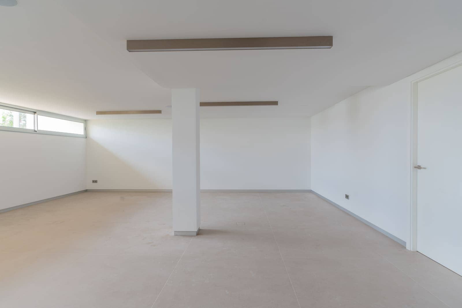 4 bedroom Villa for sale in Costa de la Calma with pool garage - € 4,250,000 (Ref: 8559101)