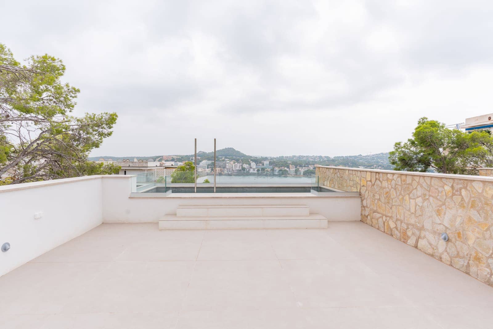 4 bedroom Villa for sale in Costa de la Calma with pool garage - € 4,250,000 (Ref: 8559101)