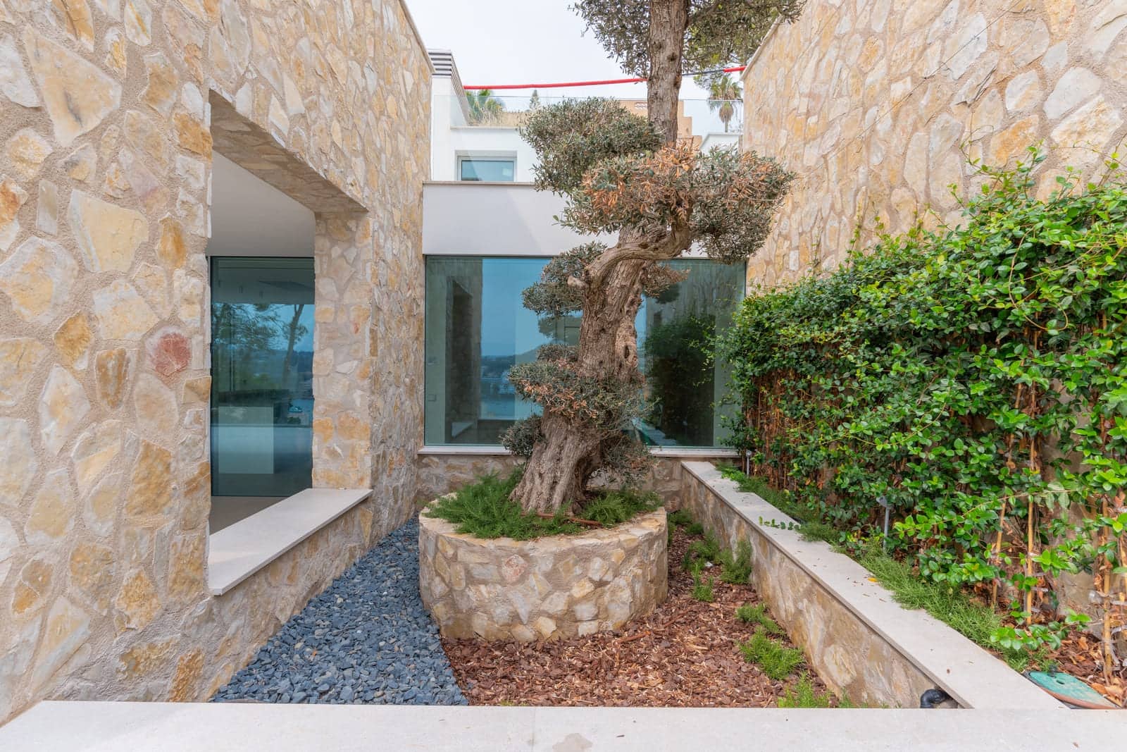 4 bedroom Villa for sale in Costa de la Calma with pool garage - € 4,250,000 (Ref: 8559101)