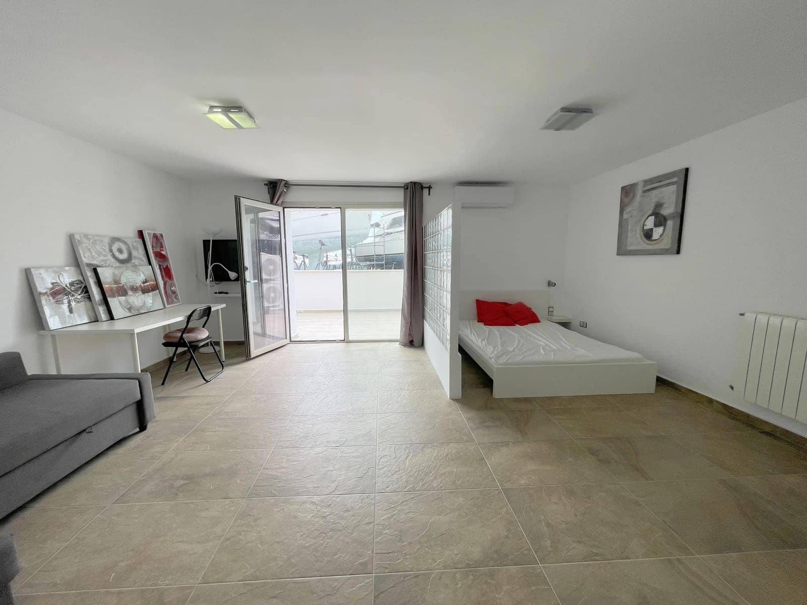 3 soveværelse Lejlighed til leje i Cala Mayor med swimmingpool - € 4.250 (Ref: 8671460)