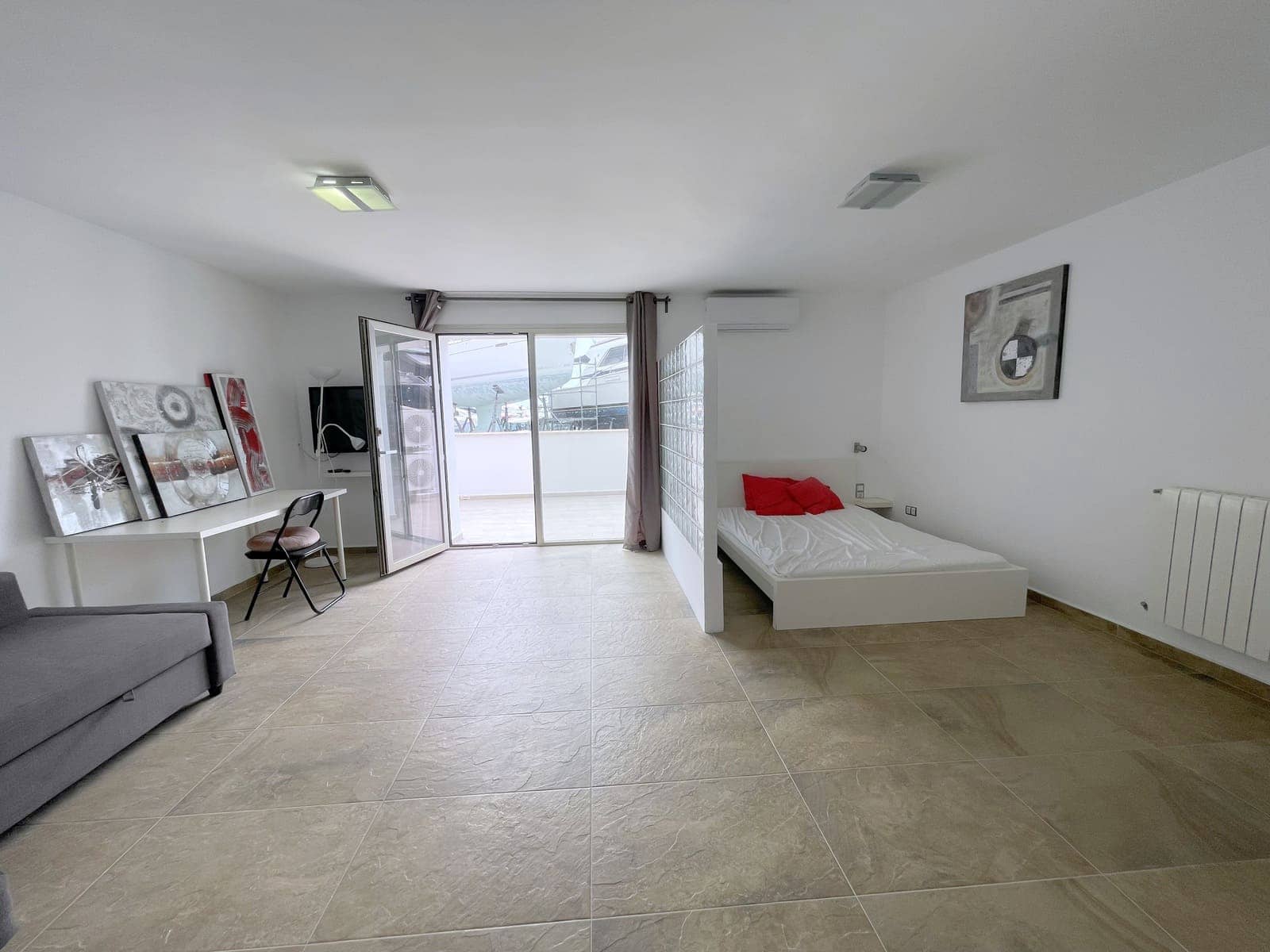 3 soveværelse Lejlighed til leje i Cala Mayor med swimmingpool - € 4.250 (Ref: 8671460)