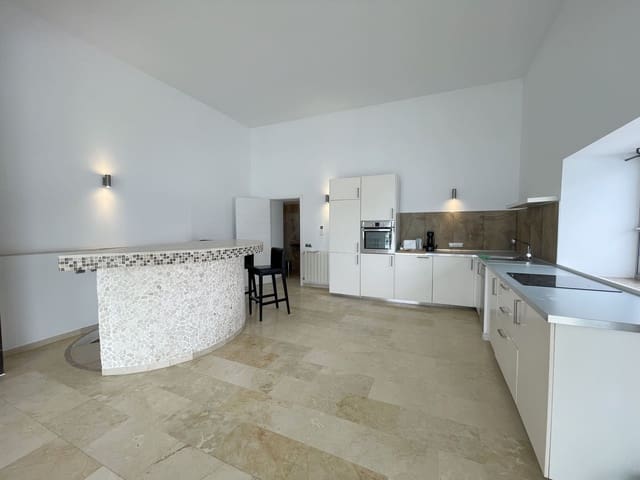 3 bedroom Flat for rent in Cala Mayor, Palma de Mallorca with pool - € 4,250 (Ref: 8671460)