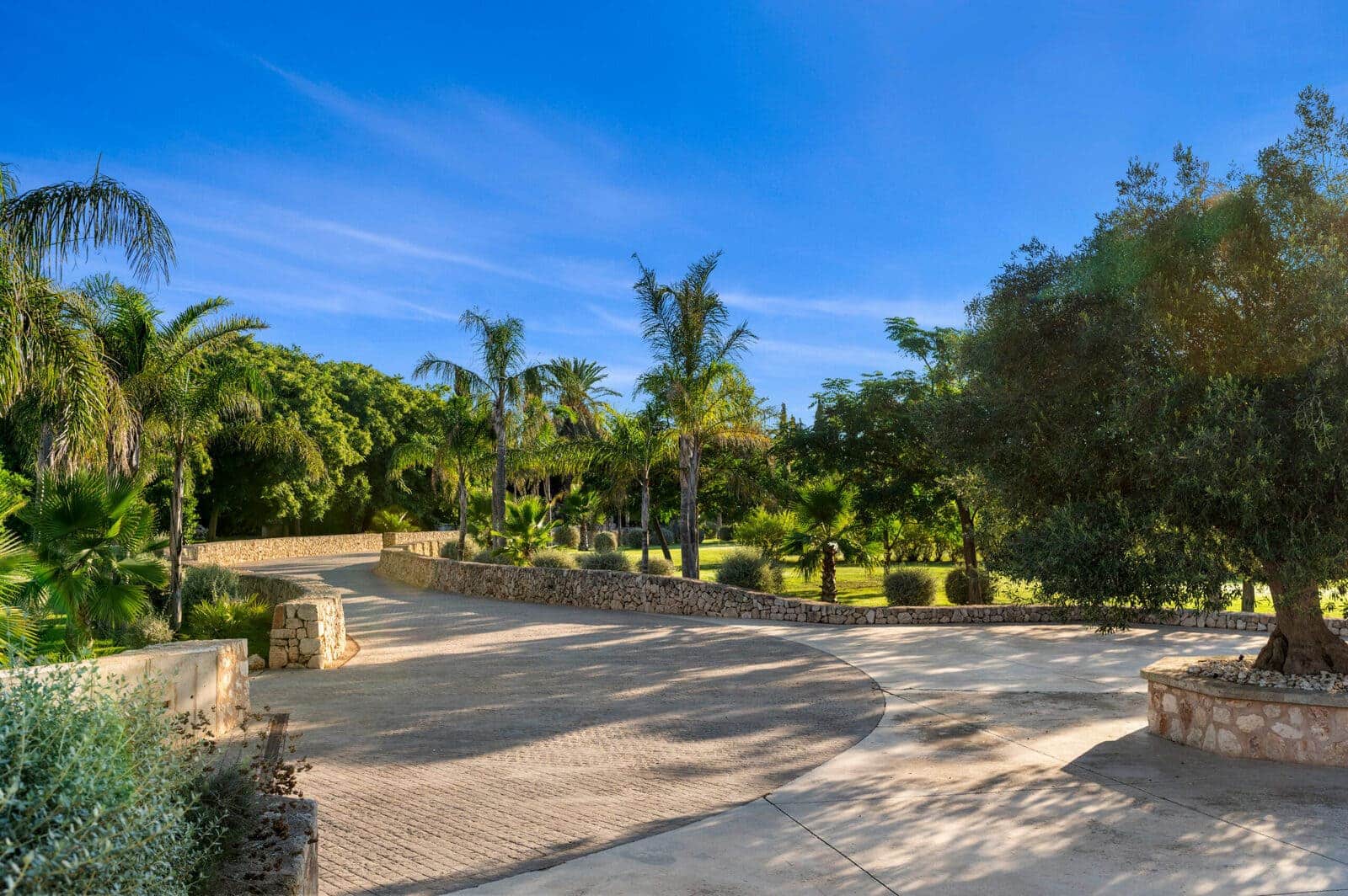 6 soverom Finca/Herregård til salgs i Montuiri med svømmebasseng garasje - € 6 500 000 (Ref: 8807485)