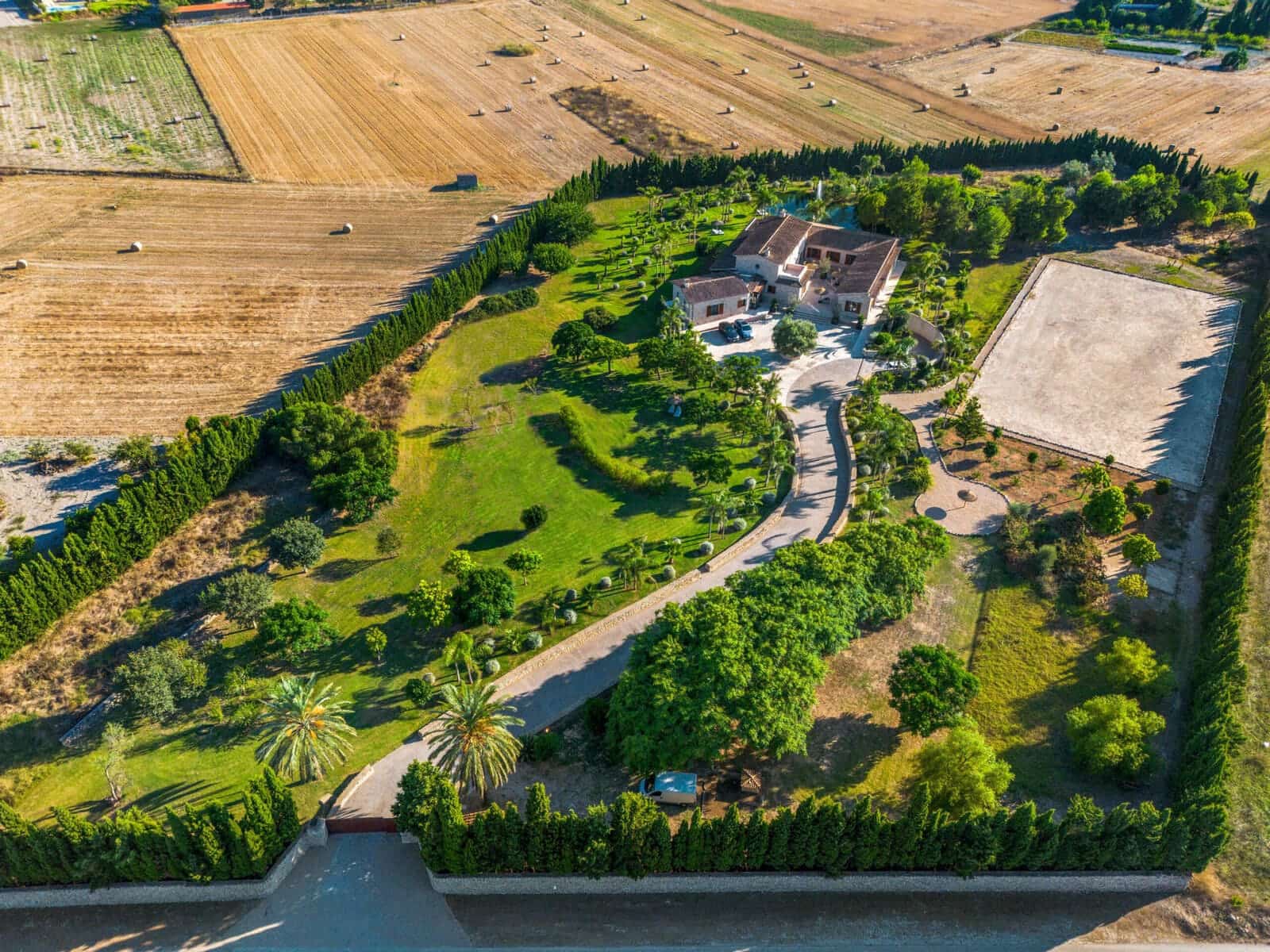 6 soverom Finca/Herregård til salgs i Montuiri med svømmebasseng garasje - € 6 500 000 (Ref: 8807485)
