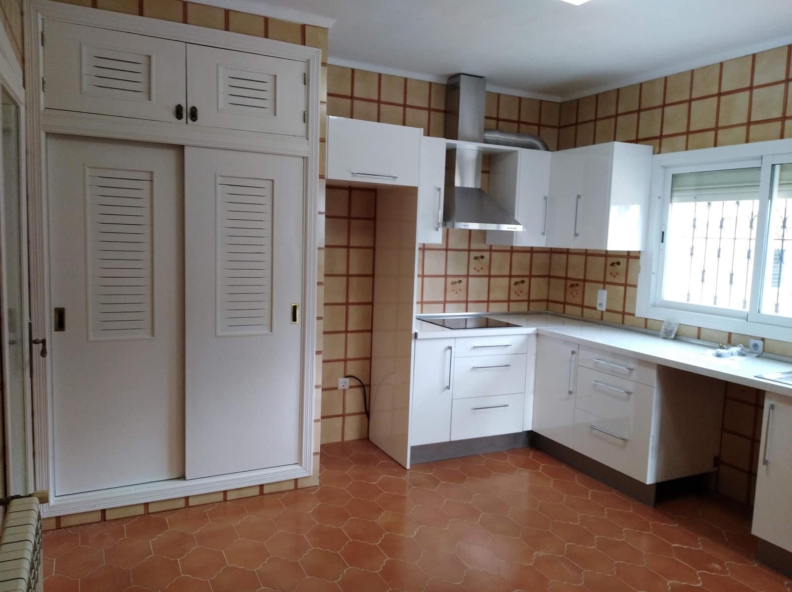 Casa de 5 habitaciones en Palmanyola en alquiler con piscina garaje - 4.500 € (Ref: 8879157)