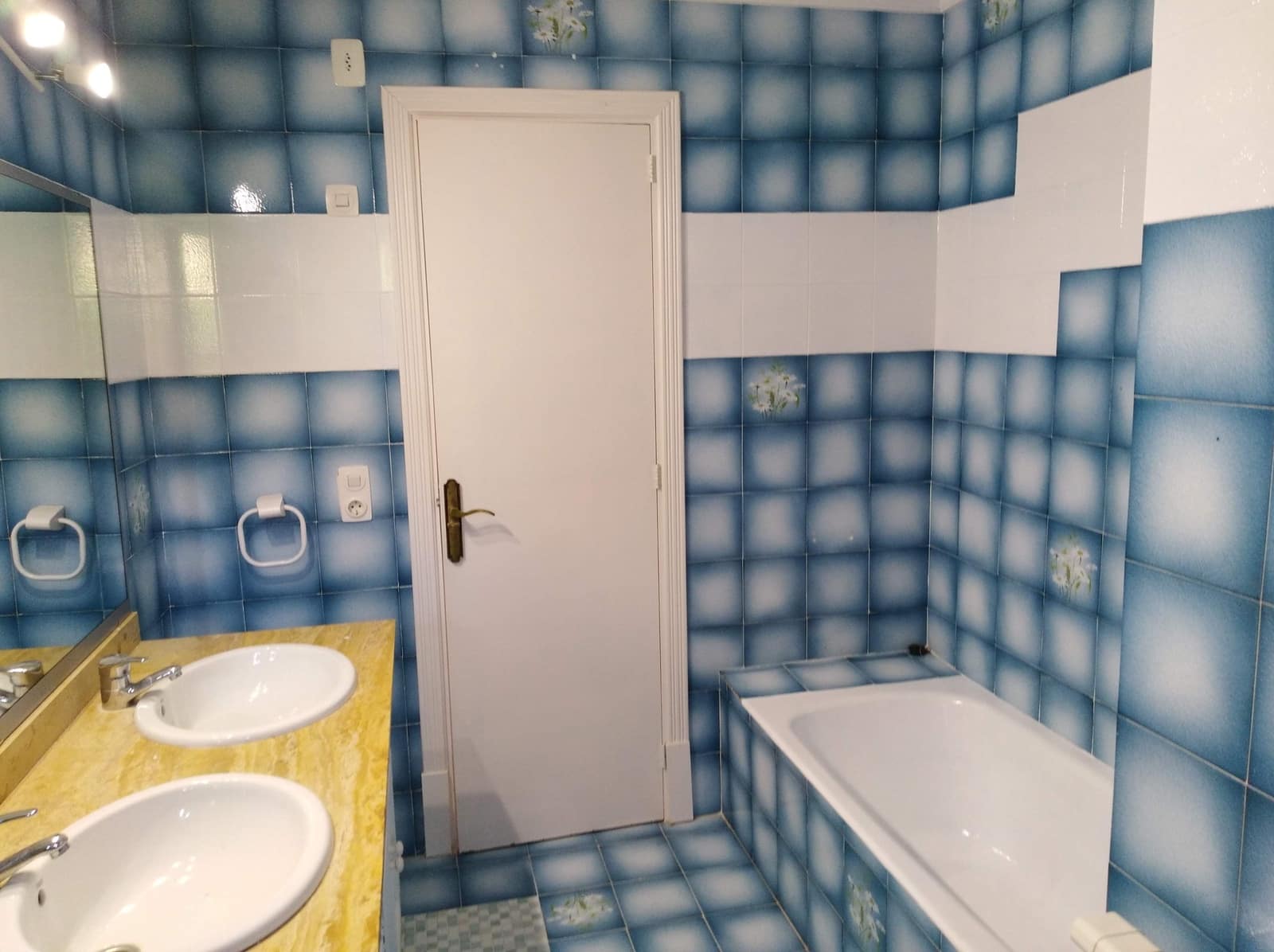 Casa de 5 habitaciones en Palmanyola en alquiler con piscina garaje - 4.500 € (Ref: 8879157)