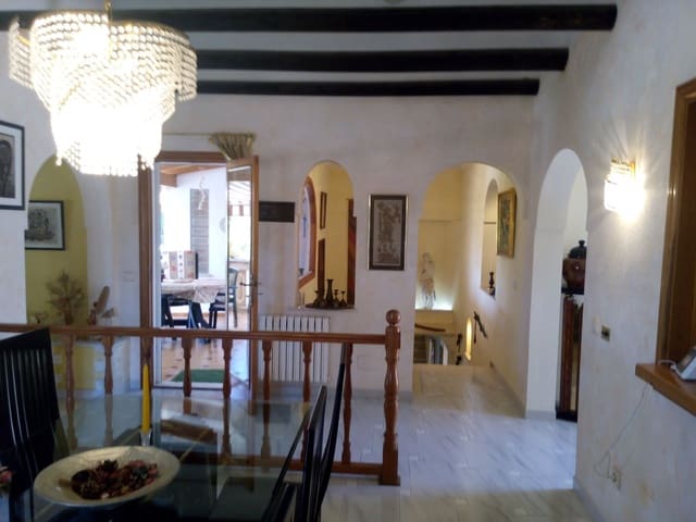 6 sypialnia Willa na sprzedaż w Santa Ponsa, Calvià z basenem garażem - 2 150 000 € (Ref: 8879158)