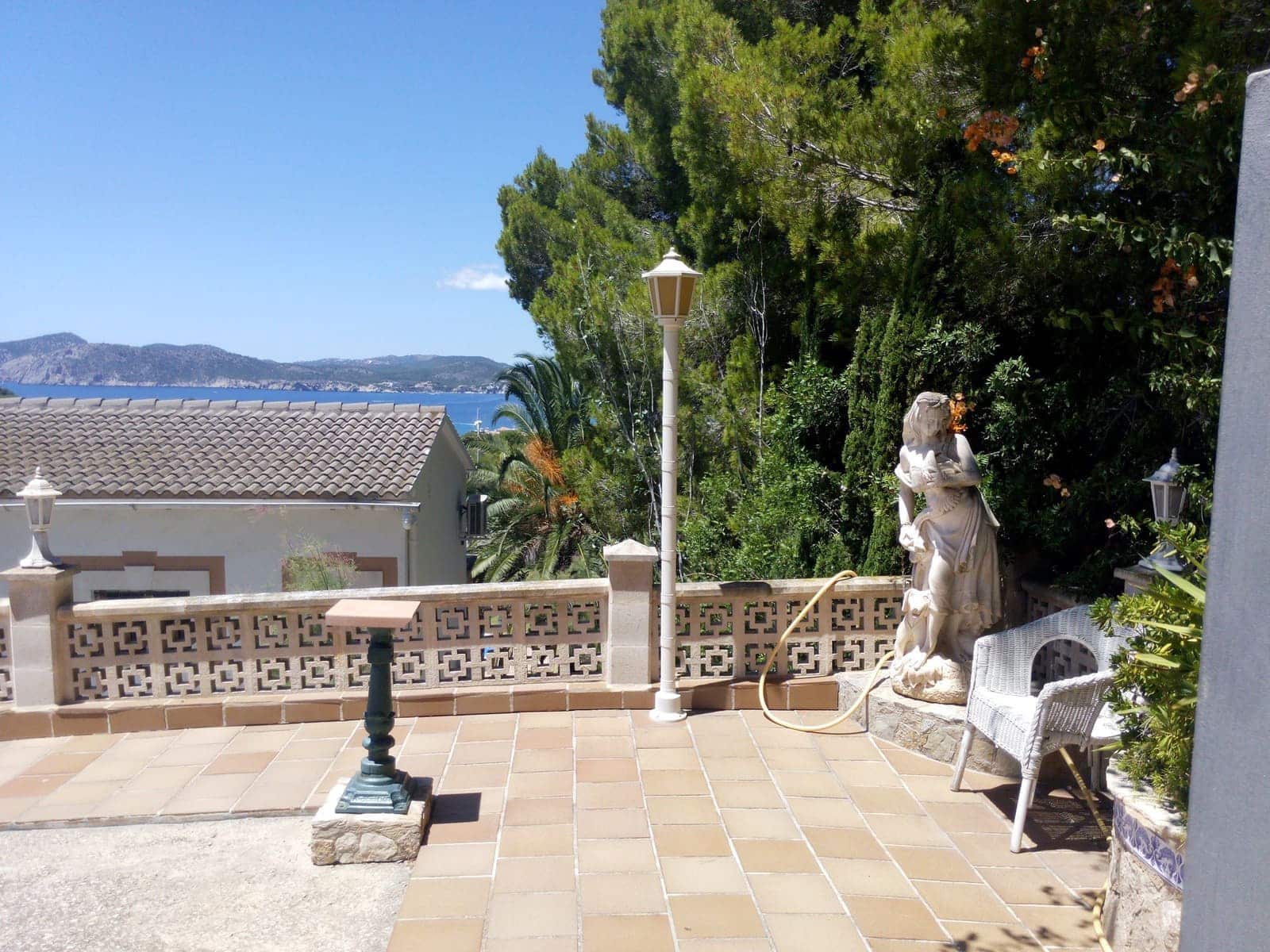 Chalet de 6 habitaciones en Santa Ponsa en venta con piscina garaje - 2.150.000 € (Ref: 8879158)