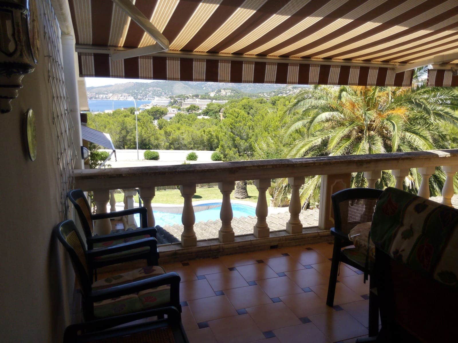 Chalet de 6 habitaciones en Santa Ponsa en venta con piscina garaje - 2.150.000 € (Ref: 8879158)