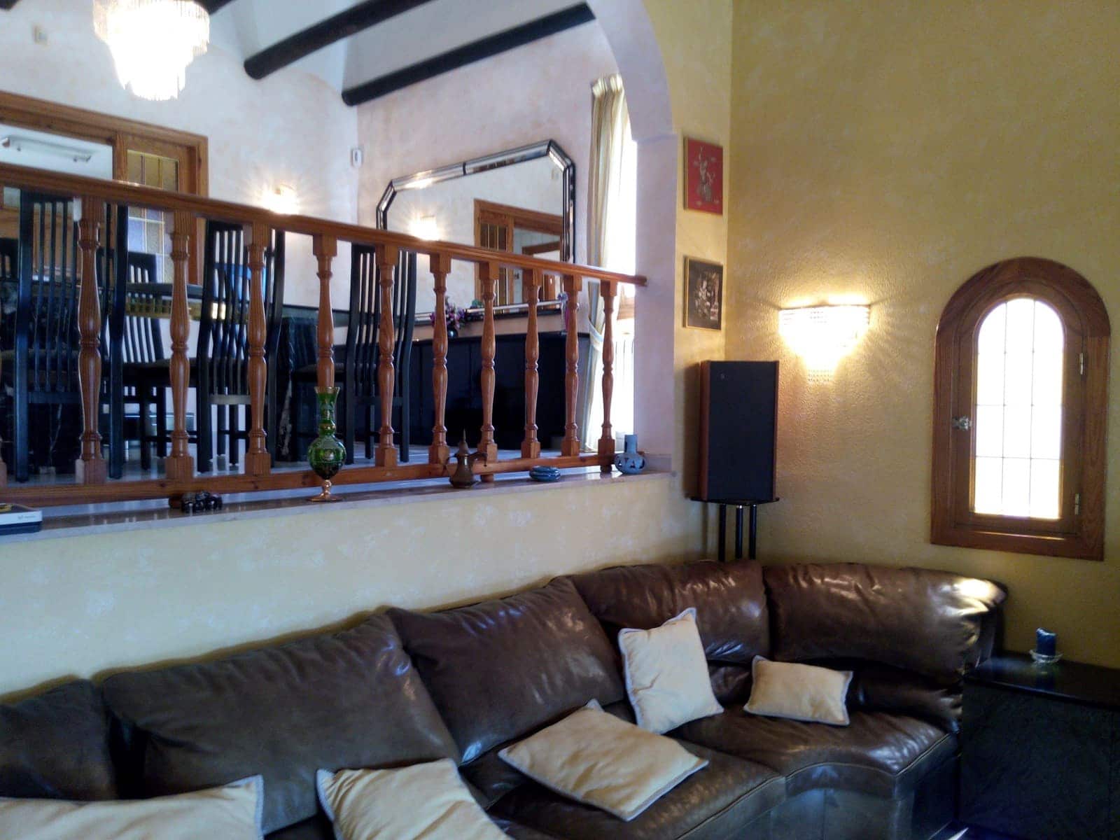 Chalet de 6 habitaciones en Santa Ponsa en venta con piscina garaje - 2.150.000 € (Ref: 8879158)