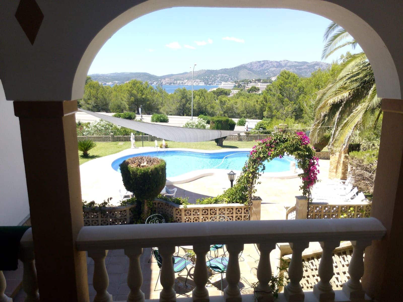 Chalet de 6 habitaciones en Santa Ponsa en venta con piscina garaje - 2.150.000 € (Ref: 8879158)