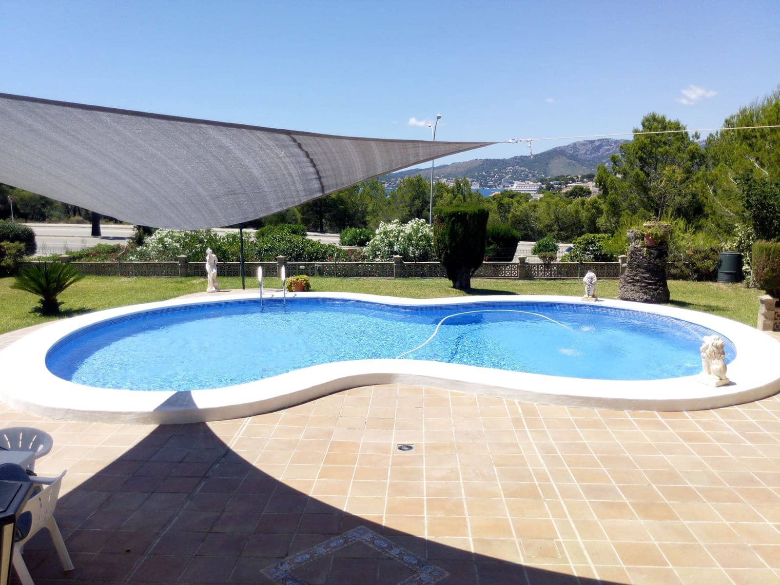 Chalet de 6 habitaciones en Santa Ponsa en venta con piscina garaje - 2.150.000 € (Ref: 8879158)