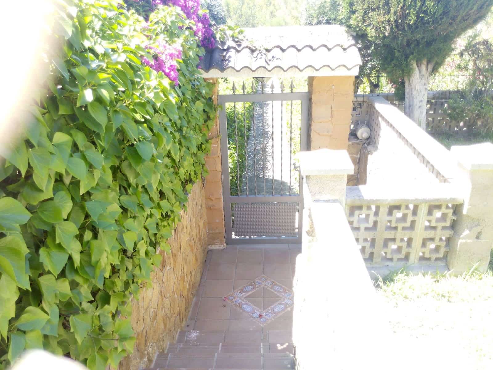 Chalet de 6 habitaciones en Santa Ponsa en venta con piscina garaje - 2.150.000 € (Ref: 8879158)