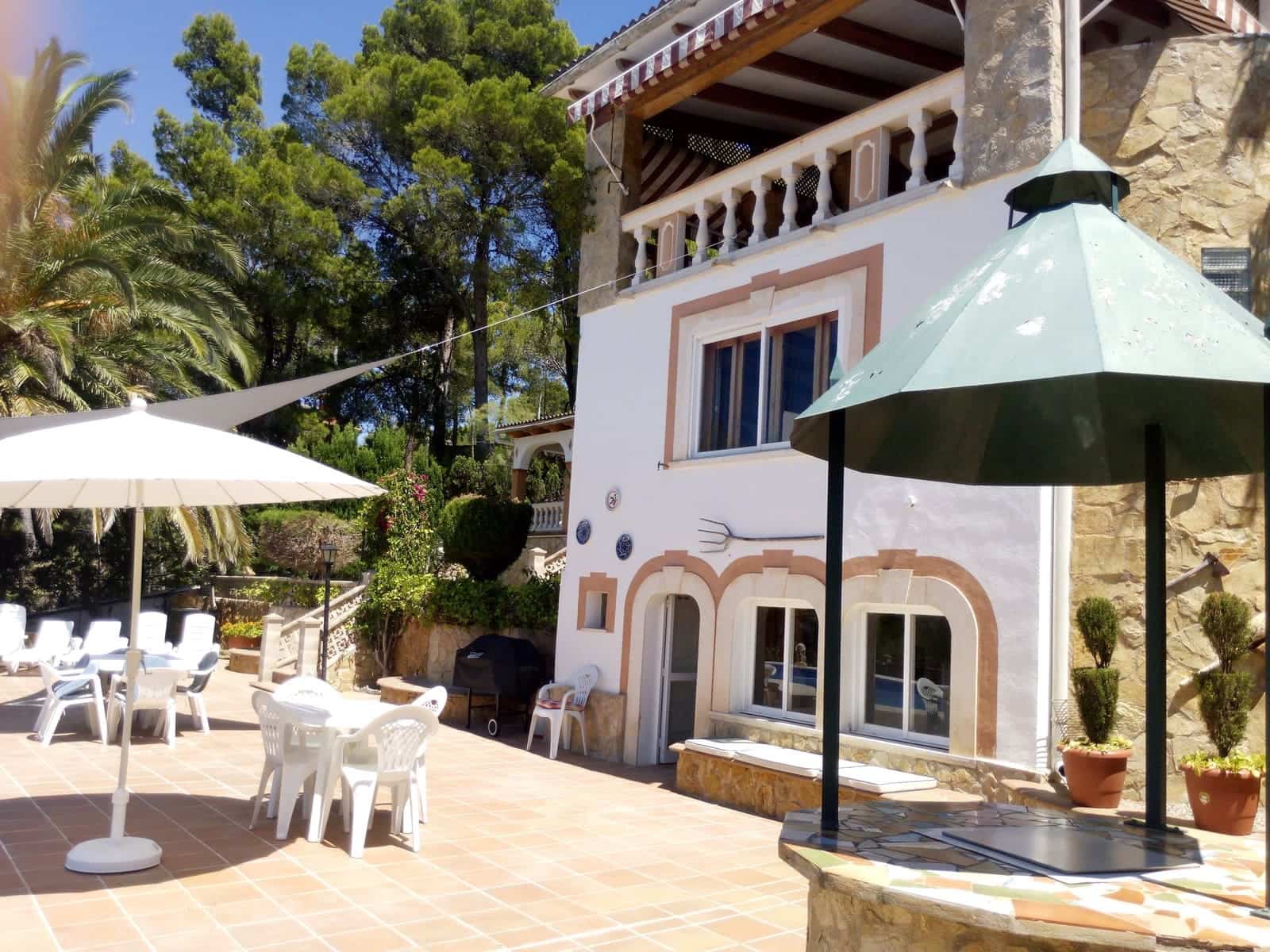 Chalet de 6 habitaciones en Santa Ponsa en venta con piscina garaje - 2.150.000 € (Ref: 8879158)
