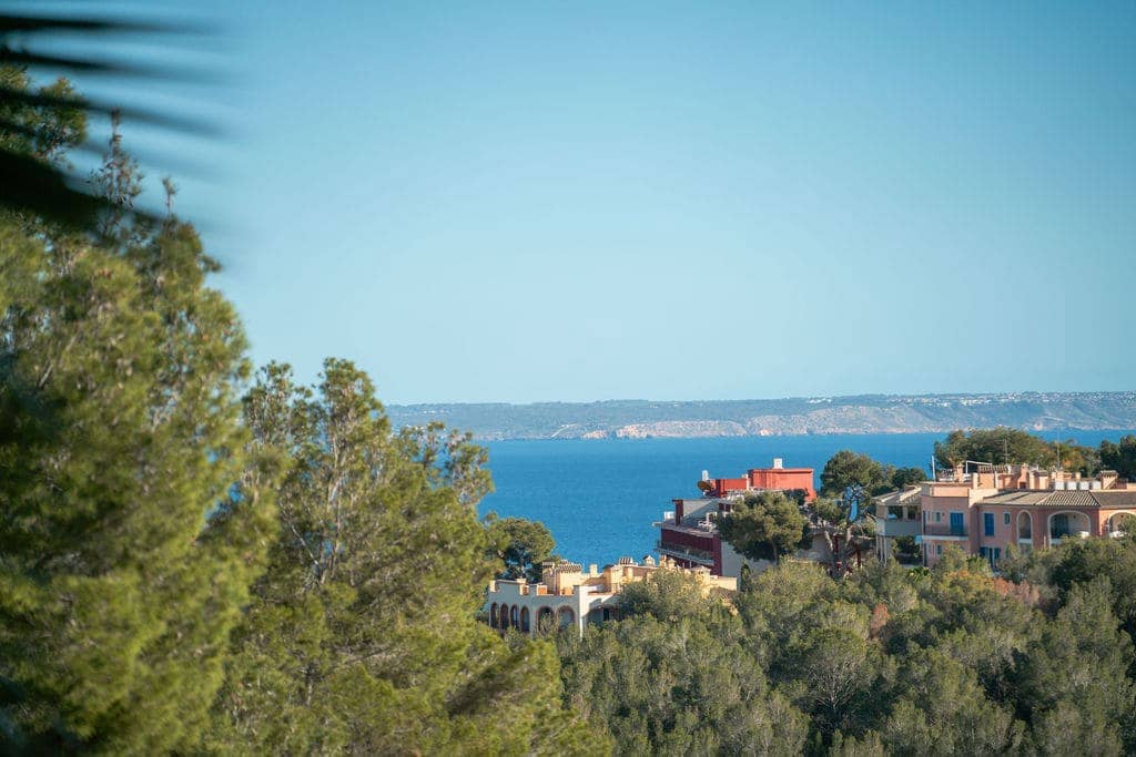 3 soveværelse Lejlighed til salg i Bendinat med swimmingpool garage - € 1.495.000 (Ref: 8975498)