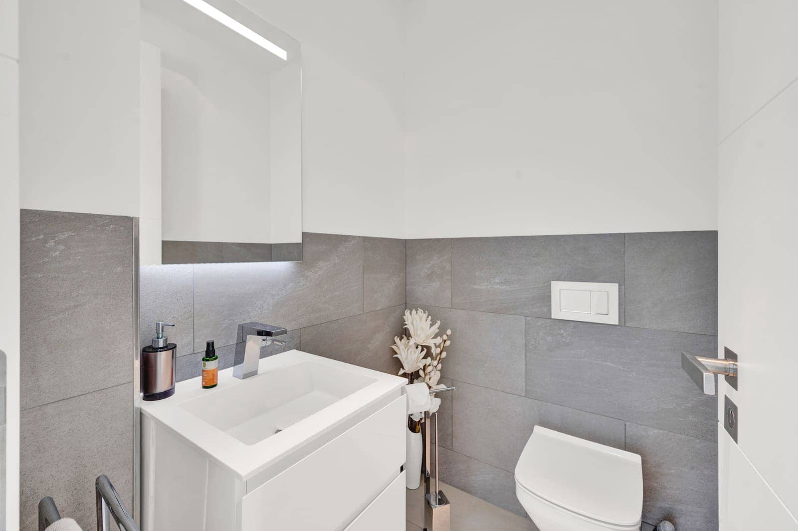 4 soverom Villa til salgs i Santa Ponsa med svømmebasseng garasje - € 5 900 000 (Ref: 9002775)