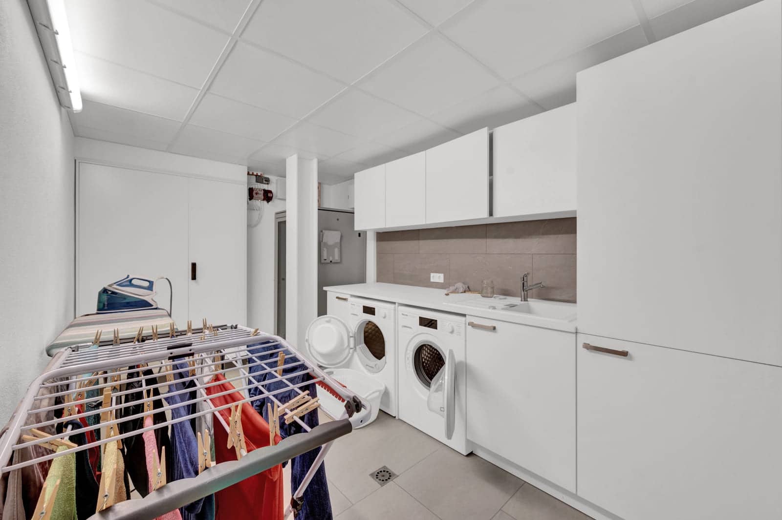 4 soverom Villa til salgs i Santa Ponsa med svømmebasseng garasje - € 5 900 000 (Ref: 9002775)