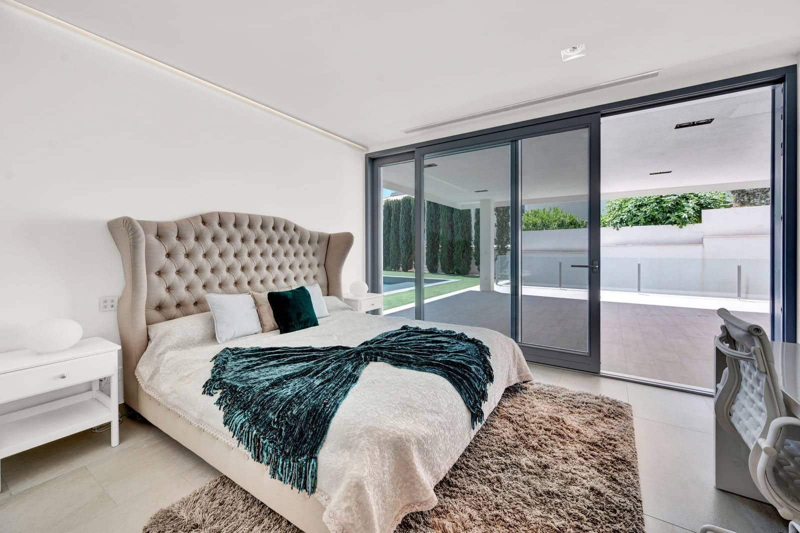 4 soverom Villa til salgs i Santa Ponsa med svømmebasseng garasje - € 5 900 000 (Ref: 9002775)