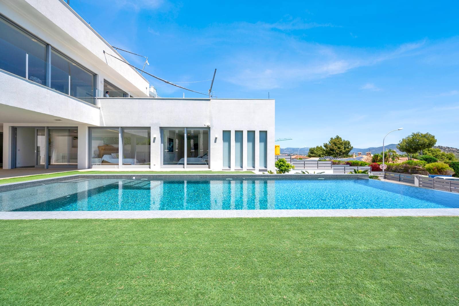 4 soverom Villa til salgs i Santa Ponsa med svømmebasseng garasje - € 5 900 000 (Ref: 9002775)