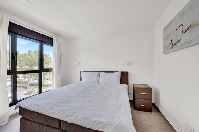 Ático de 2 habitaciones en Santa Ponsa, Calvià en venta con piscina garaje - 1.085.000 € (Ref: 9017190)