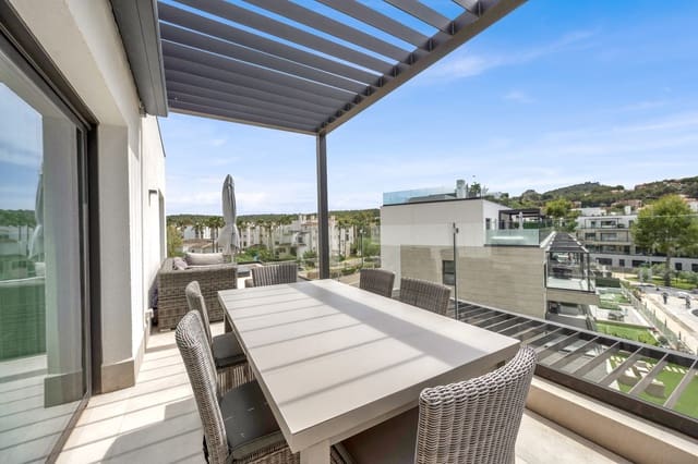 Ático de 2 habitaciones en Santa Ponsa, Calvià en venta con piscina garaje - 1.085.000 € (Ref: 9017190)